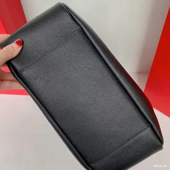 7 30x31x13cm 5 YSL HOBO LE SOFT BAG - LARGE À 0414